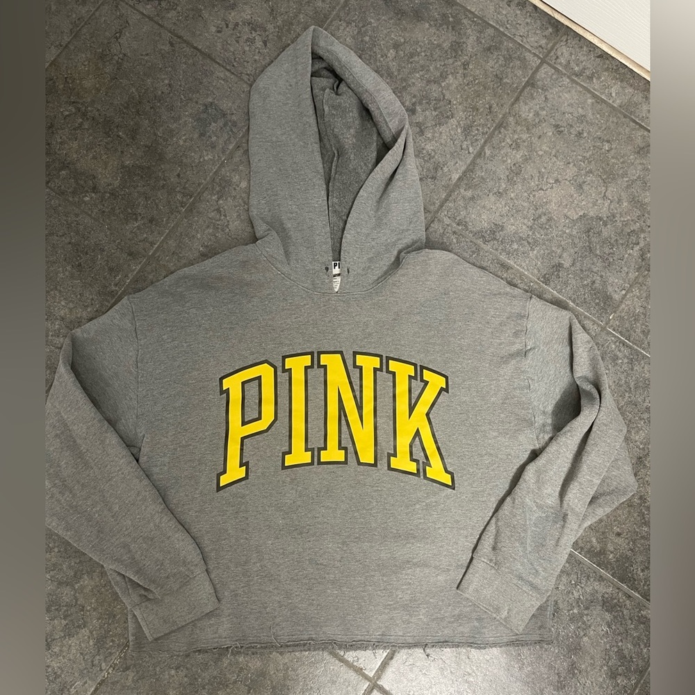 🩷VICTORIA’S SECRET PINK HOODIE SWEATSHIRT - Picture 1 of 3